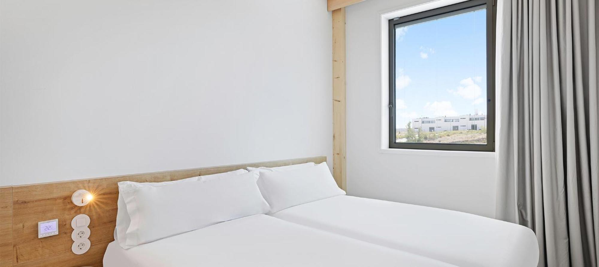 B&B Hotel Madrid Tres Cantos Exteriör bild